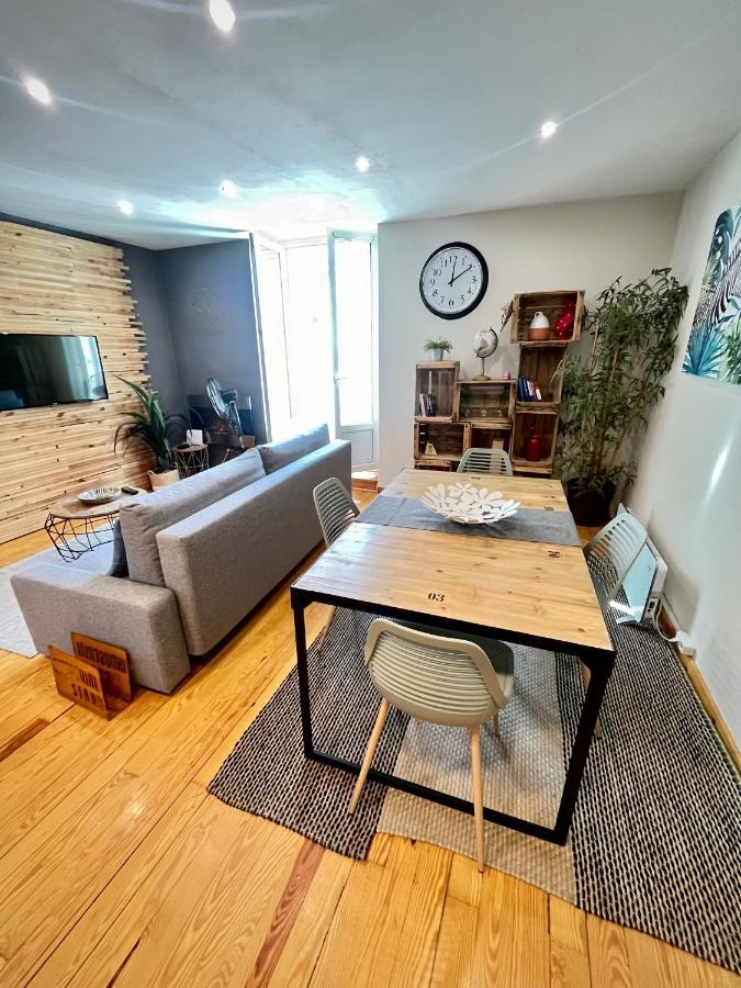 Atuaire Home Preciosa Vivienda Vistas A La Catedral Parking Incluido Burgos Exterior photo